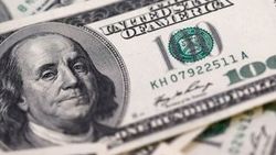 Cari denge 2.6 milyar dolar fazla verdi