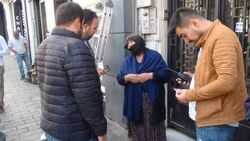 Eski kıyafetlerini giyip dilenecekti, polis yakaladı