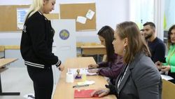 Kosova'da Sırbistan'dan gelen oy zarfları hastanelik etti