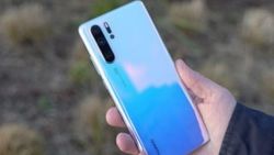 Xiaomi, 50X yakınlaştırma yapabilen telefon geliştiriyor