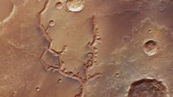Mars'ta 4 milyar yıllık nehir yatağı