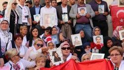 Srebrenitsa anneleri Diyarbakır annelerini ziyaret etti