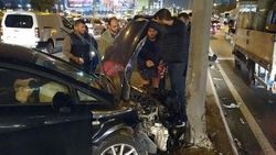 Avcılar'da E-5'teki kaza trafiği kilitledi