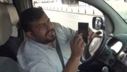 Seyir halinde cep telefonu kullanan şoförün savunması