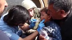 Tel Abyad'da Türk askeri sağlık gönüllüsü oldu
