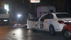 Eski eşini ve yanındaki arkadaşını öldürüp intihar etti