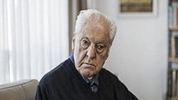 Nuri Pakdil’in ardından şiirleri ve sözlerinden seçkiler