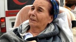Fatma Girik yürüteçle gezdi