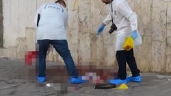 Diyarbakır'da bıçaklı kavga: 1'i ağır 2 yaralı