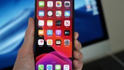 iOS 13.1.3 güncellemesi iPhone 11 modellerine zarar veriyor