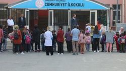 Şanlıurfa'nın sınır bölgelerinde okullar açıldı