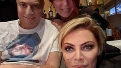 Emel Müftüoğlu ve Seray Sever, Mehmet Ali Erbil'e gitti
