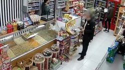 Sivas'ta yaşanan dolandırıcılık kameraya yakalandı