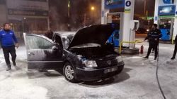 Van'da akaryakıt istasyonunda bir aracın LPG tüpü patladı