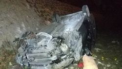 Sürücüsü rahatsızlanan kamyonet uçuruma düştü