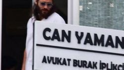 Avukat Can Yaman büroda