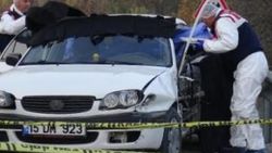 Karabük'te otomobil bariyere çarptı: 4 ölü, 1 yaralı