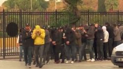 Antalya'da dolandırıcı seyahat acentesine operasyon