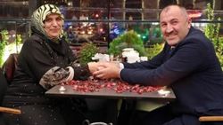 İmamdan eşine sürpriz kutlama