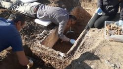 Çorum'da 2 bin yıllık lahit bulundu