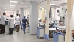 Ordulu 120 yaşındaki yaşlı adam yürümeye başladı