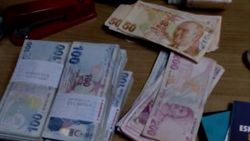 Eskişehir'de unuttuğu 88 bin lirayı geri aldı