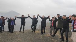 Trabzon’dan gelip Hakkari'de horon oynadılar