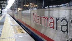 Marmaray bir günde 500 bin yolcu taşıdı