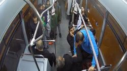 Otobüste kalp krizi geçiren vatandaş hastaneye kaldırıldı