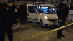 Bursa'da kavgayı ayırmaya giden polis başından vuruldu