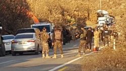 Tunceli'de askerleri taşıyan zırhlı araç kaza yaptı