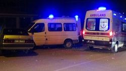 Ordu'da otomobil ile minibüs çarpıştı