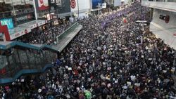 Hong Kong'da şimdiye kadar 6 bin kişi gözaltına alındı