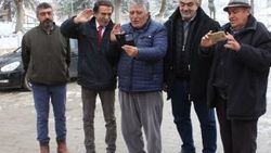 Köylerine hasret kalmamak için kamera taktırdılar