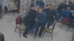 Balıkesir'de deprem anı güvenlik kamerasında