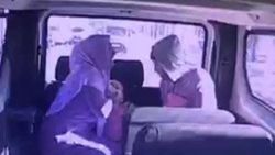 Boğazına şeker kaçan çocuğu şoför hastaneye yetiştirdi