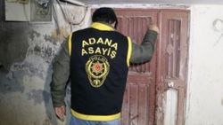 Adana polisi 52 firariye operasyon düzenledi