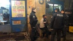 Ankara'da bir kişi döner bıçağıyla başından yaralandı