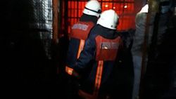 Tarsus Hali'nde yangın: 4 iş yeri küle döndü
