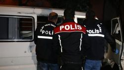 Adana'da bir kişi dini nikahlı eşini tüfekle vurdu