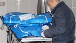 Karısını testereyle doğrayıp çuvala koydu