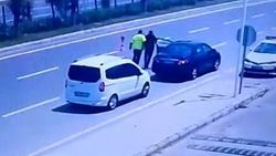 Polis saniyelerle yarıştı, sürücünün hayatını kurtardı