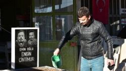 Rüyasında öldüğünü gören adam kendi mezarını yaptırdı