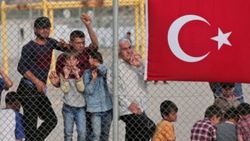 Suriyelilerin vatandaş yapıldığı iddiaları üzerine açıklama