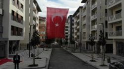 Kartal’da çöken binanın yerine yenileri yapıldı