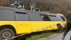 Çekmeköy'de İETT otobüsü yan yattı: 1 ölü 13 yaralı