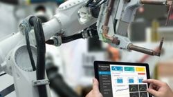 Çin'deki iş gücünün yüzde 5'i robotların eline geçecek