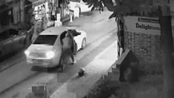 Fatih’te hırsızlar turisti ve çocuğunu yerde sürükledi