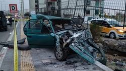 13 yaşındaki genç makas atarken kaza yaptı: 2 ölü