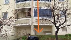 Polisten kaçmak için 3'üncü kattan aşağı atladı